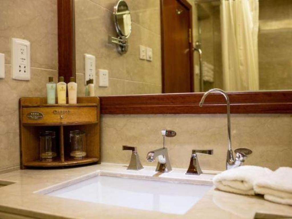 Yantai Golden Gulf Hotel Ngoại thất bức ảnh